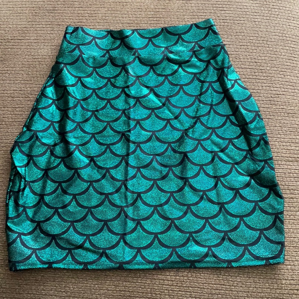 Shiny mermaid print skirt